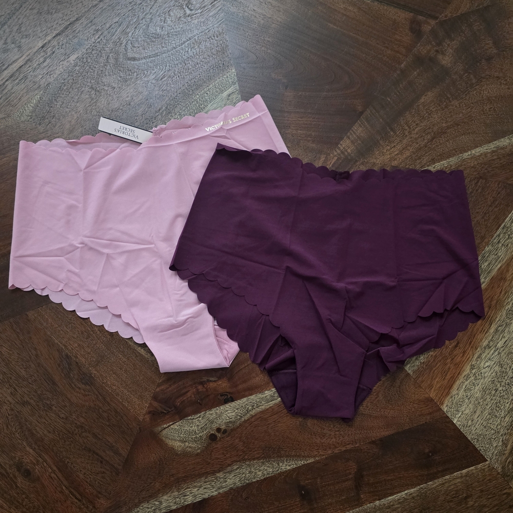 Victoria's Secret Pink and Purple Scalloped Panties